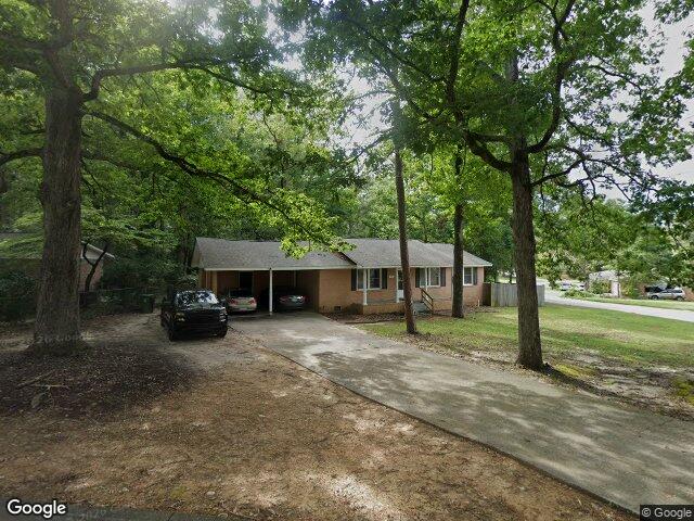 70 lansing cir, columbia,  SC 29203