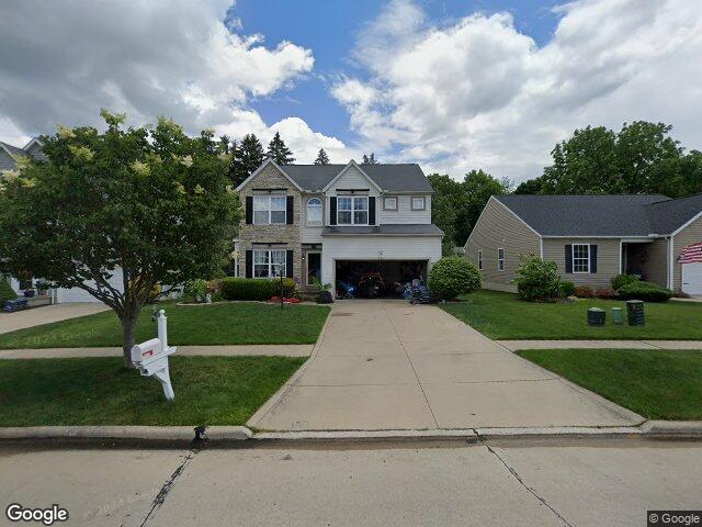 785 queens gate way, wadsworth,  OH 44281