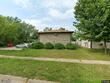 58 northwood dr, hiawatha,  IA 52233