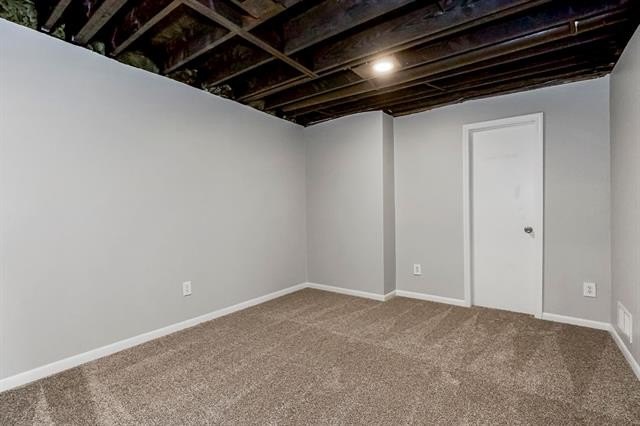 104 betsy ct, smithville,  MO 64089