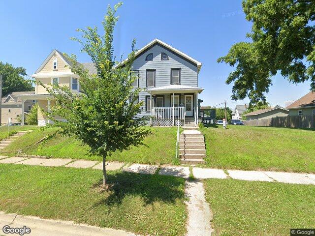 366 7th ave sw, cedar rapids,  IA 52404