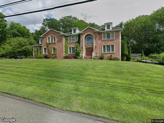 25 page dr, oakland,  NJ 07436