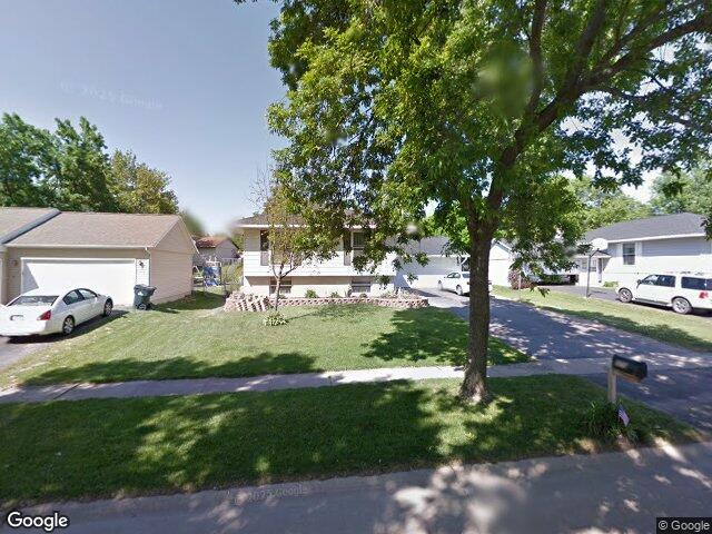 1708 brookdale ln ne, cedar rapids,  IA 52402