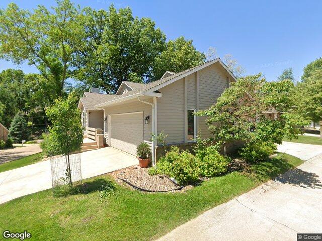 717 e post ct se, cedar rapids,  IA 52403