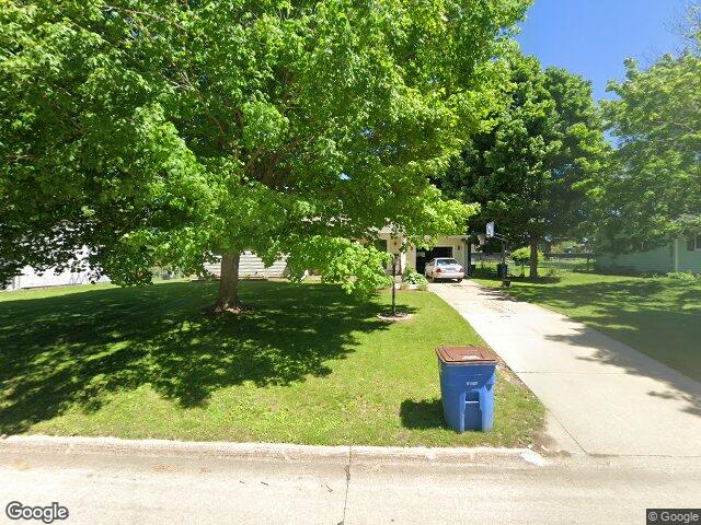 512 3rd ave sw, mount vernon,  IA 52314