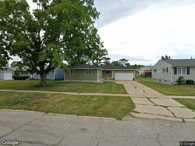 1780 25th ave, marion,  IA 52302