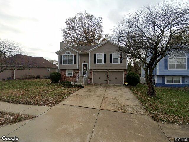 5 nw 111th ter, kansas city,  MO 64155