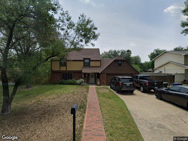 509 surrey rd, laredo,  TX 78041