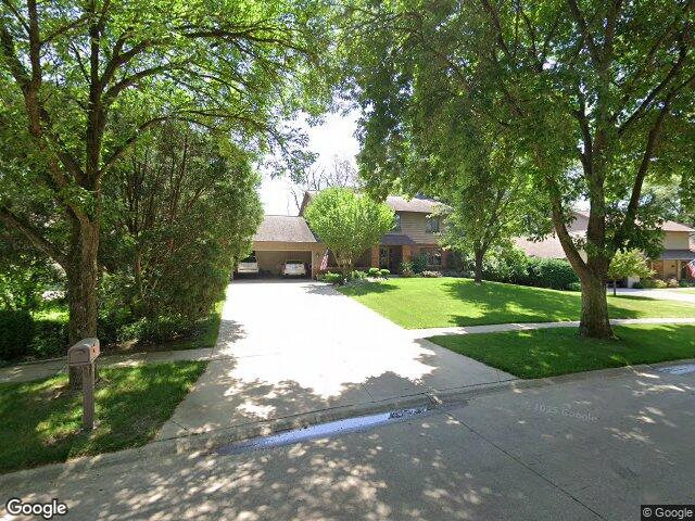 3604 heatheridge dr ne, cedar rapids,  IA 52402