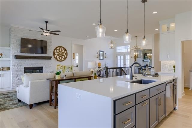 25461 w 91st ter, lenexa,  KS 66227