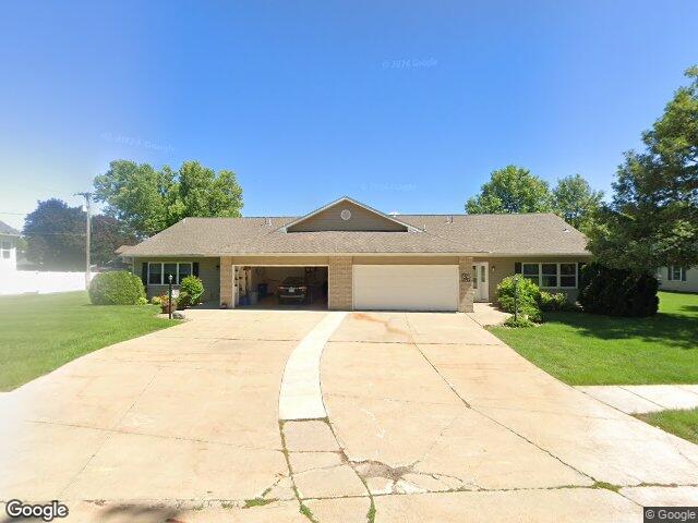 414 2nd ave sw #a, mount vernon,  IA 52314