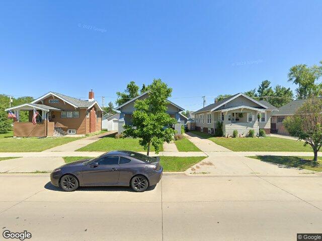 1130 e ave nw, cedar rapids,  IA 52405