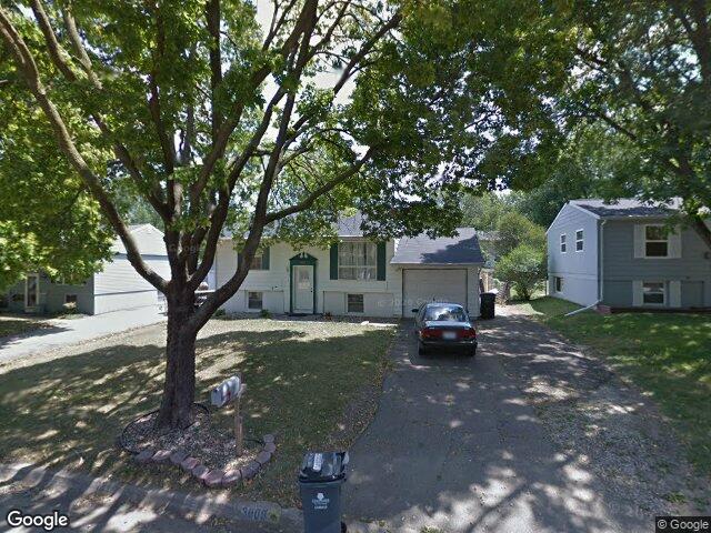 3009 huxley ln sw, cedar rapids,  IA 52404