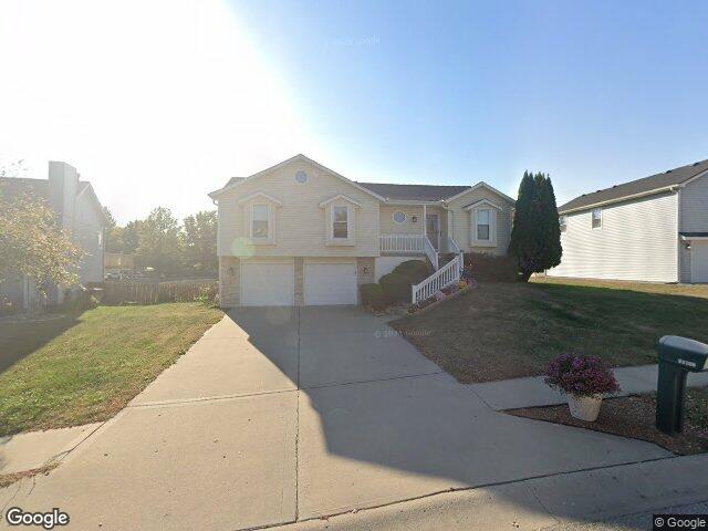 10912 n farley ave, kansas city,  MO 64157