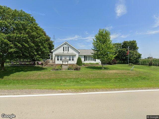 1453 e us highway 52 highway, ottawa,  IL 61350