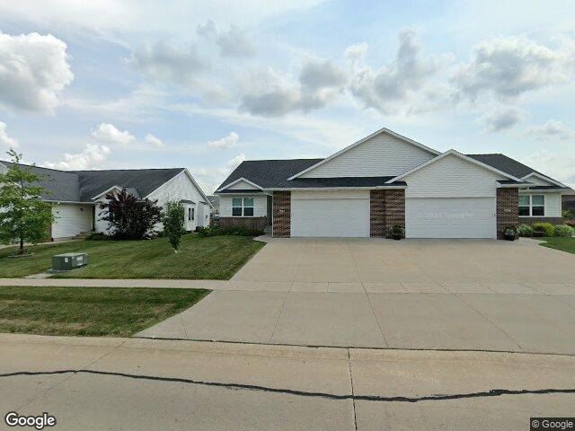 609 rosedale dr, center point,  IA 52213