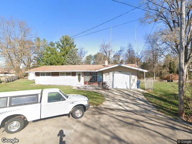 1102 oak ct, mendota,  IL 61342