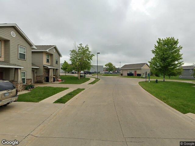 3325 williams parkway sw, cedar rapids,  IA 52404