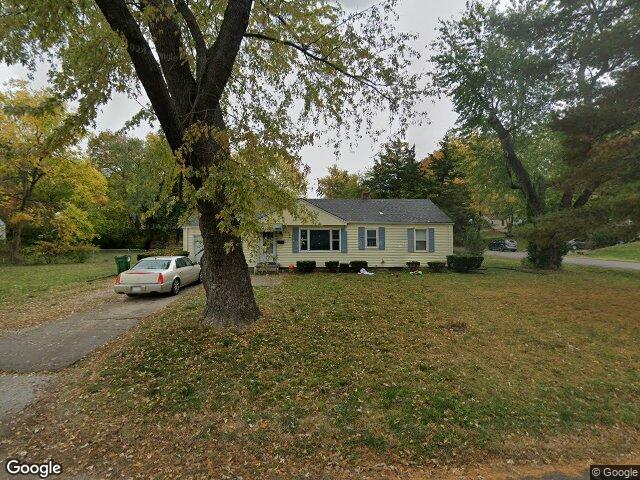 5433 willow ave, raytown,  MO 64133
