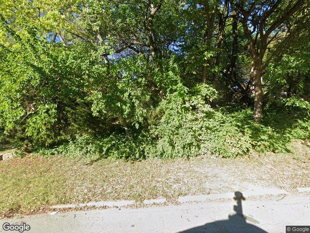 1910 s 16th st, kansas city,  KS 66103