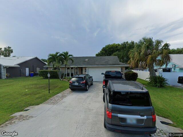 801 ne zebrina senda, jensen beach,  FL 34957