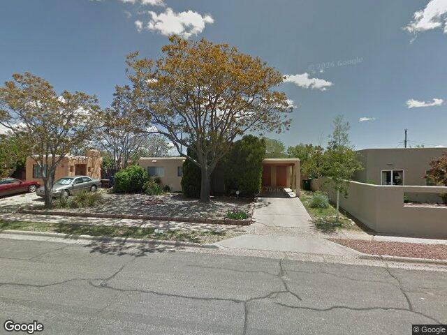 1005 calle margarita, santa fe,  NM 87507