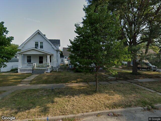 1740 7th ave se, cedar rapids,  IA 52403