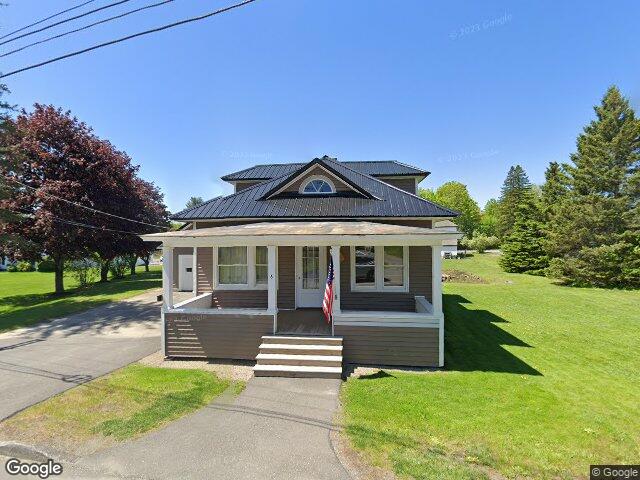 6 harrison ave, dover foxcroft,  ME 04426