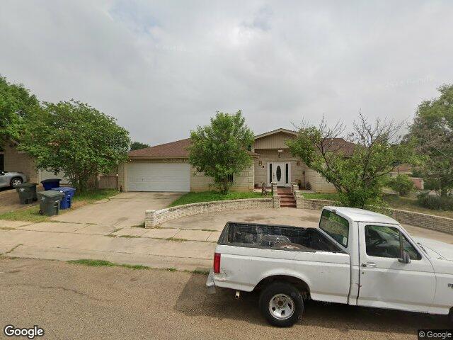 1301 lois ln, laredo,  TX 78045