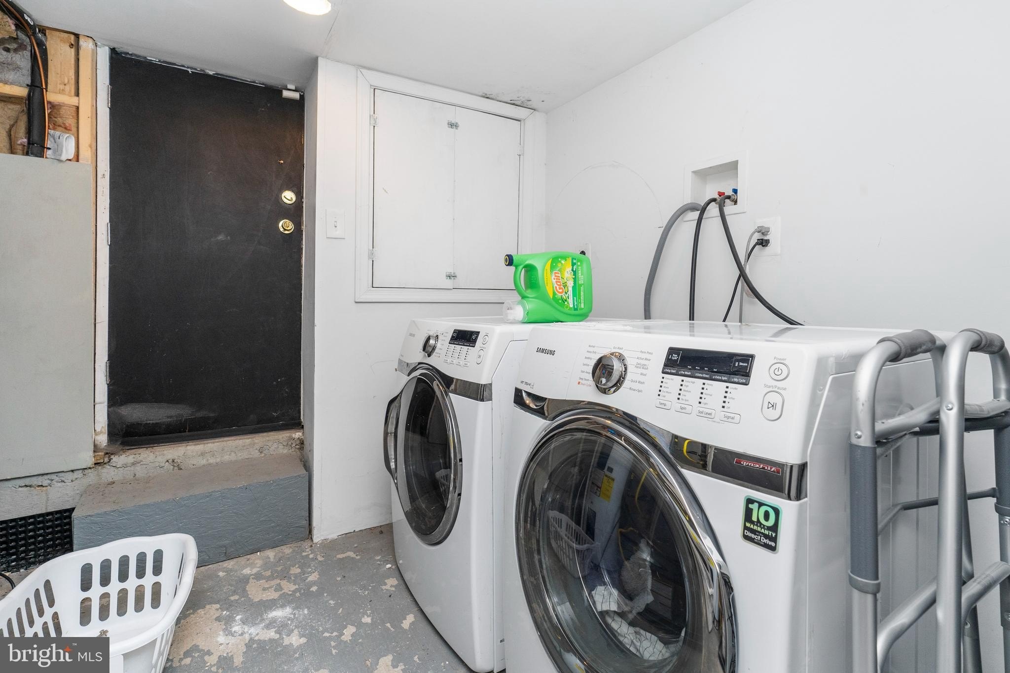 17 n bradford st, baltimore,  MD 21224