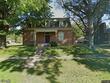 105 n market st, new athens,  IL 62257