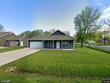 201 southwest cir, centralia,  MO 65240