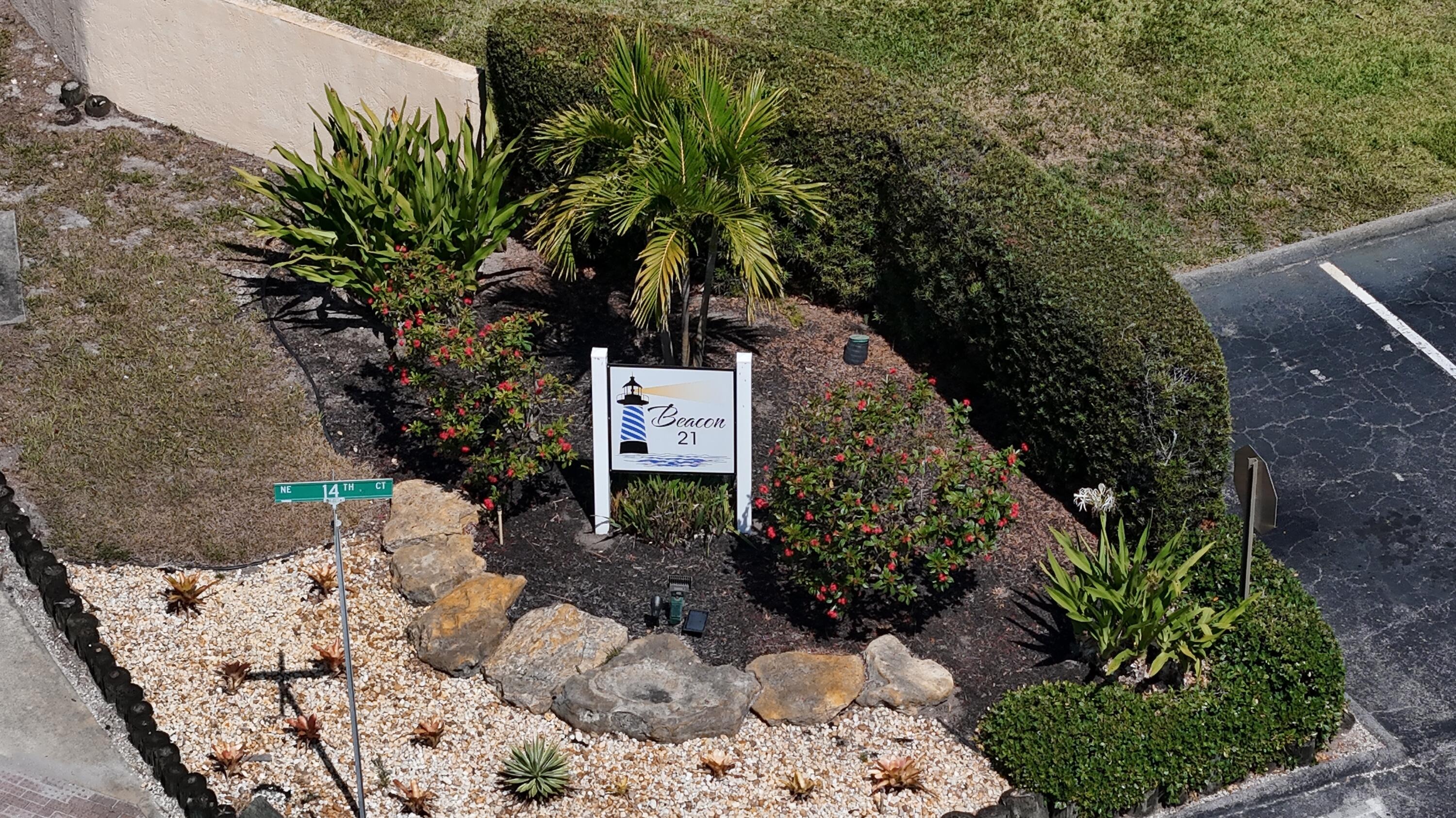 1560 ne 12th ter
                                ,Unit D9, jensen beach,  FL 34957