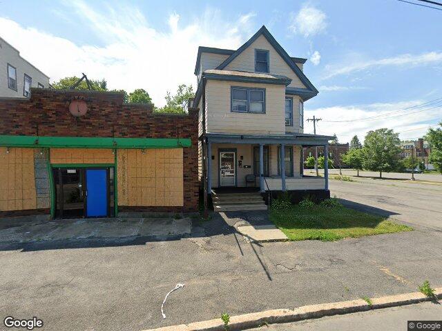 2122 broadway, schenectady,  NY 12306
