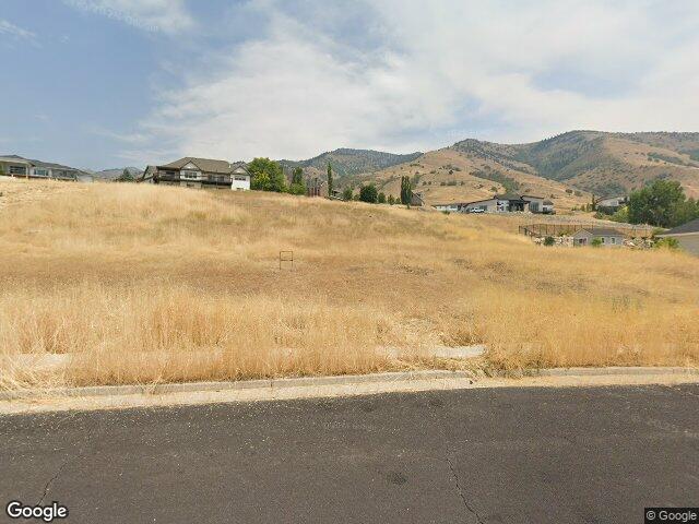 2950 n 2100 e # 7
                                ,Unit # 7, logan,  UT 84341