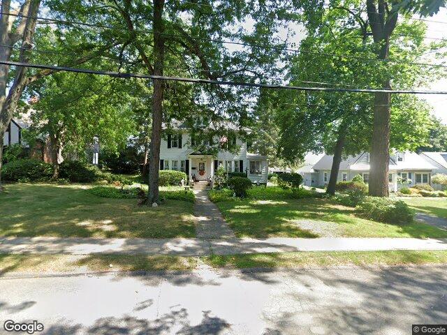 104 collins st, schenectady,  NY 12345