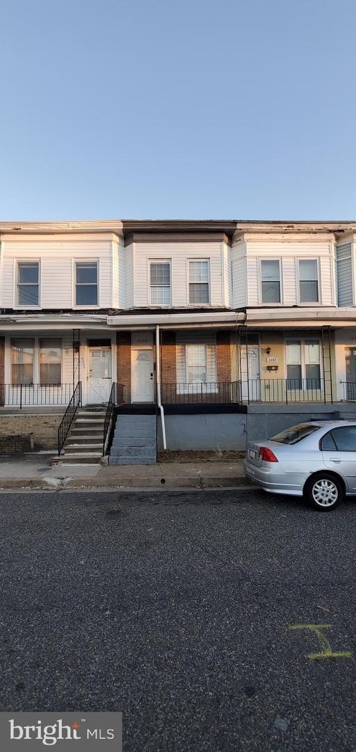 3305 paton ave, baltimore,  MD 21215