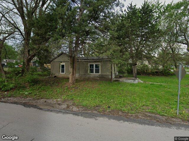 2131 e 81st st, kansas city,  MO 64132