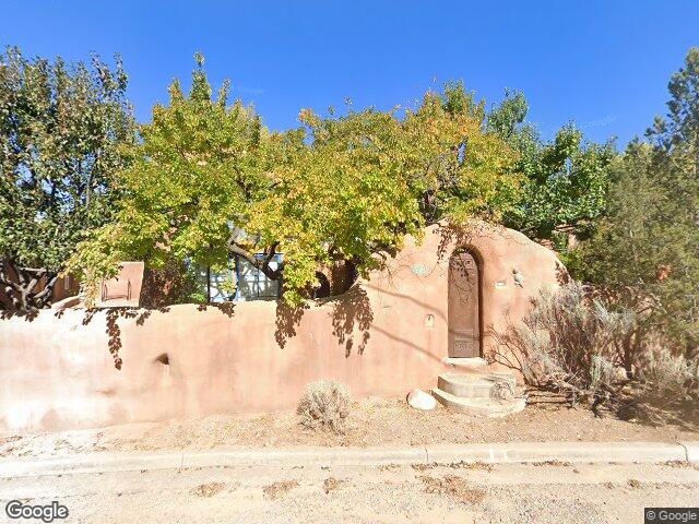 445 camino don miguel, santa fe,  NM 87505