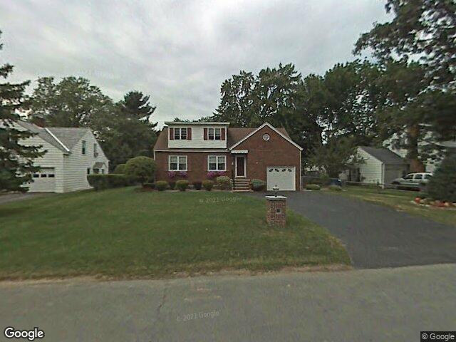 28 puritan dr, schenectady,  NY 12306