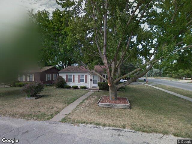 1080 fairview dr, marion,  IA 52302