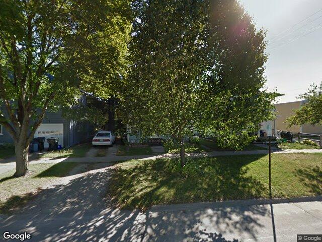 611 17th st ne, cedar rapids,  IA 52402