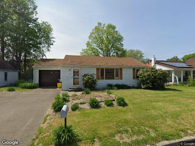 915 harvard st, endicott,  NY 13760