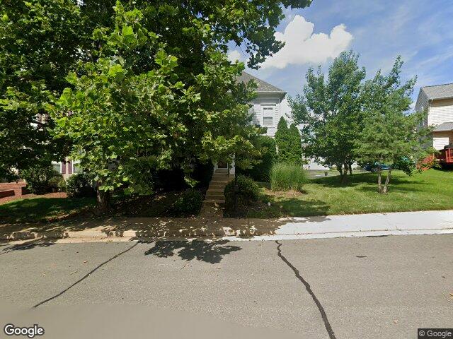 8218 warfield st, manassas,  VA 20110