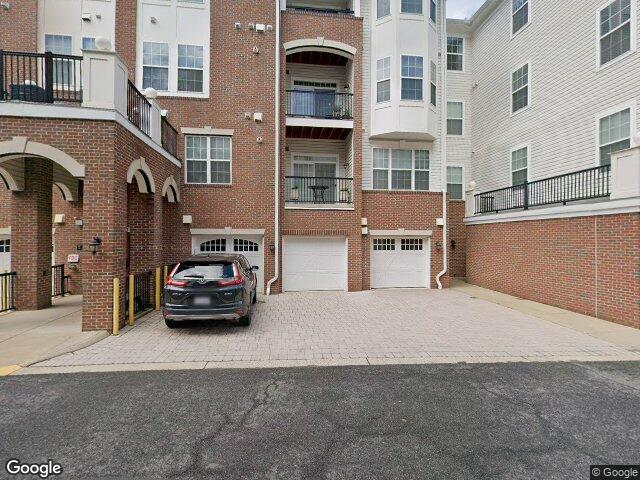 9204 charleston dr #303, manassas,  VA 20110