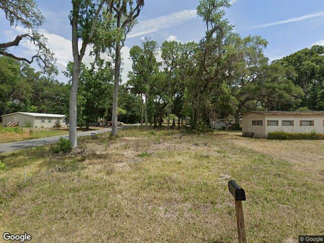 2727 e cr 426, lake panasoffkee,  FL 33538