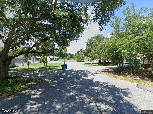 104 pine court, wildwood,  FL 34785
