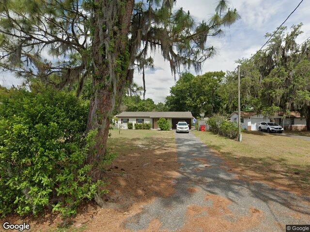 1346 cr 440, lake panasoffkee,  FL 33538