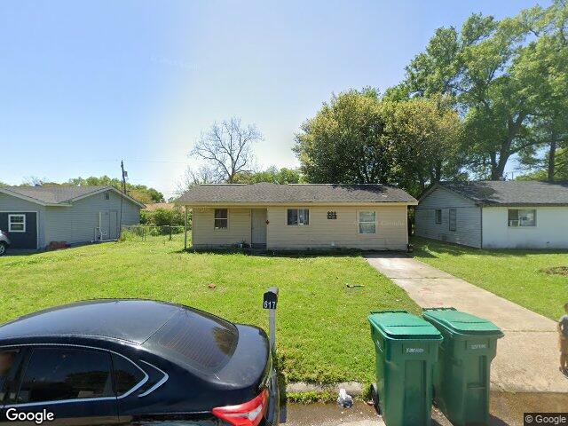 617 bridal wreath ave, orange,  TX 77630