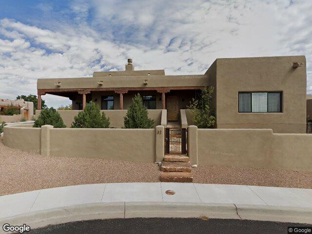 32 calle lemita, santa fe,  NM 87507